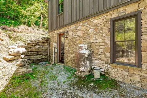 1506 Rock Springs Road Bethpage TN 37022