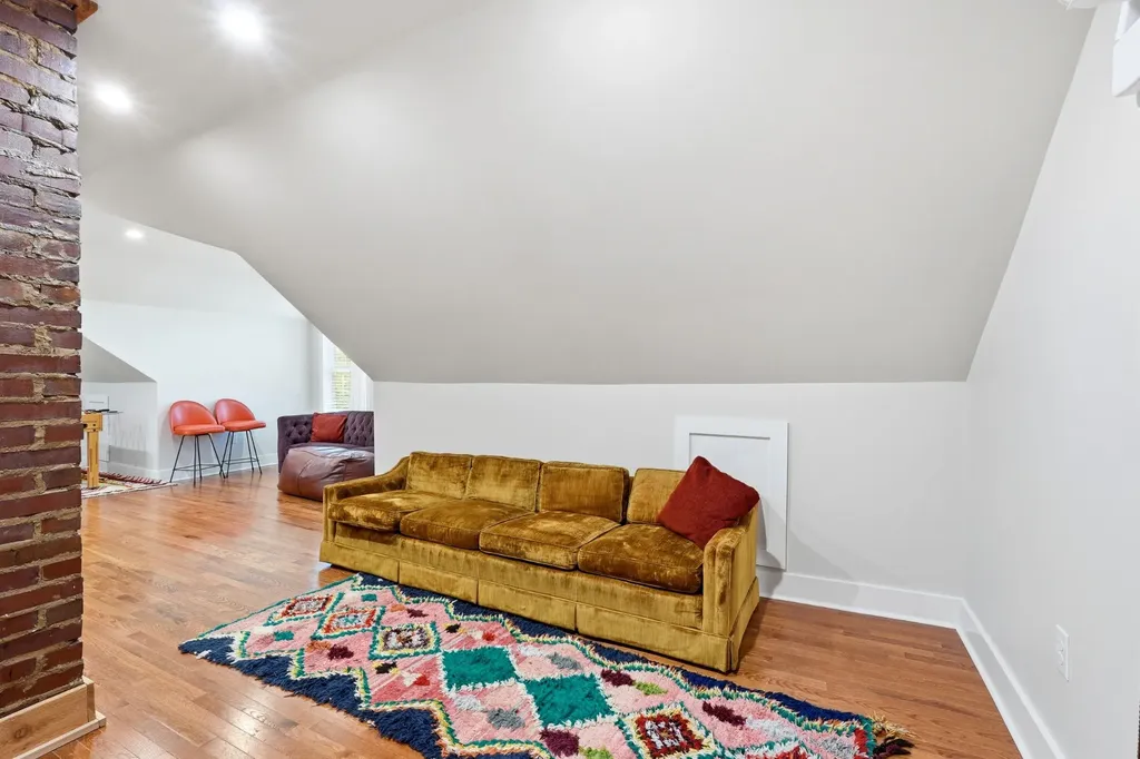 310 N Hume Avenue Gallatin TN 37066