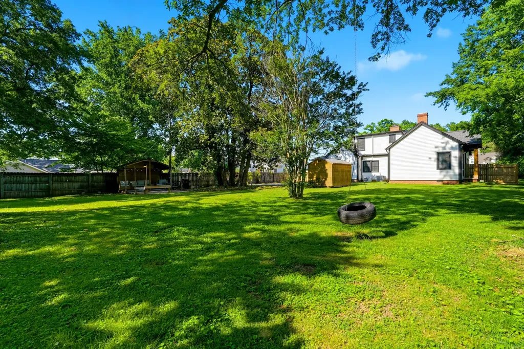 310 N Hume Avenue Gallatin TN 37066