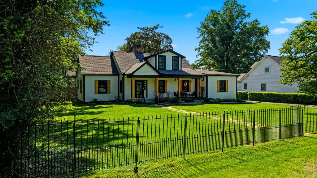 310 N Hume Avenue Gallatin TN 37066