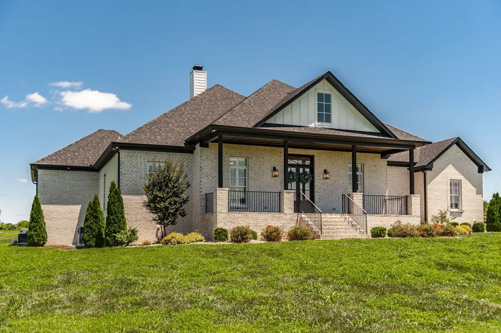 1322 Barry Lane Gallatin TN 37066