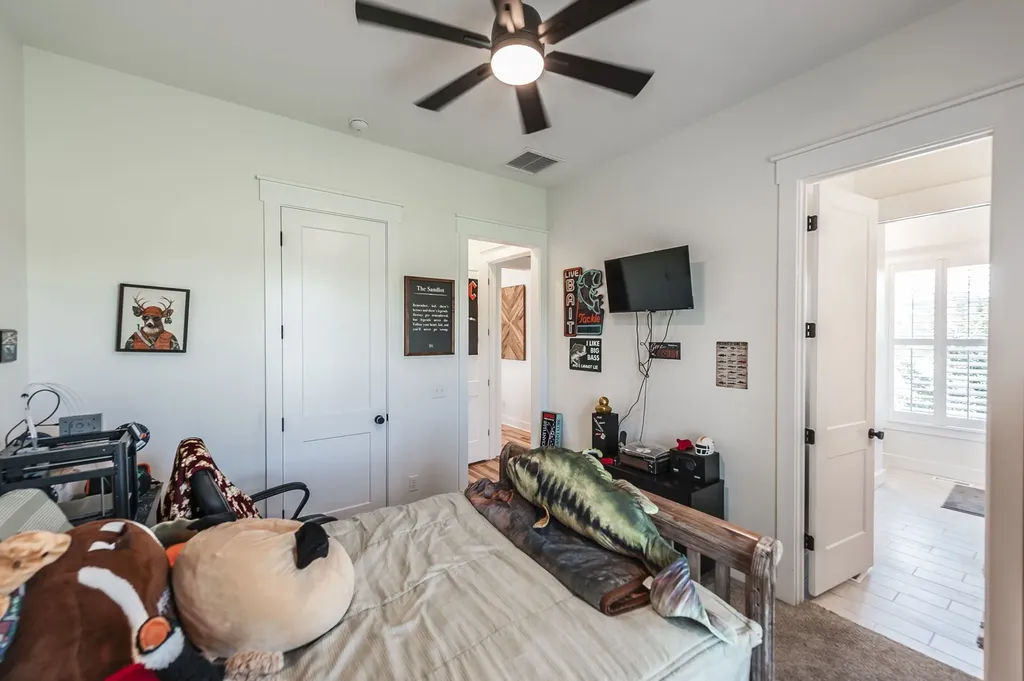 1322 Barry Lane Gallatin TN 37066