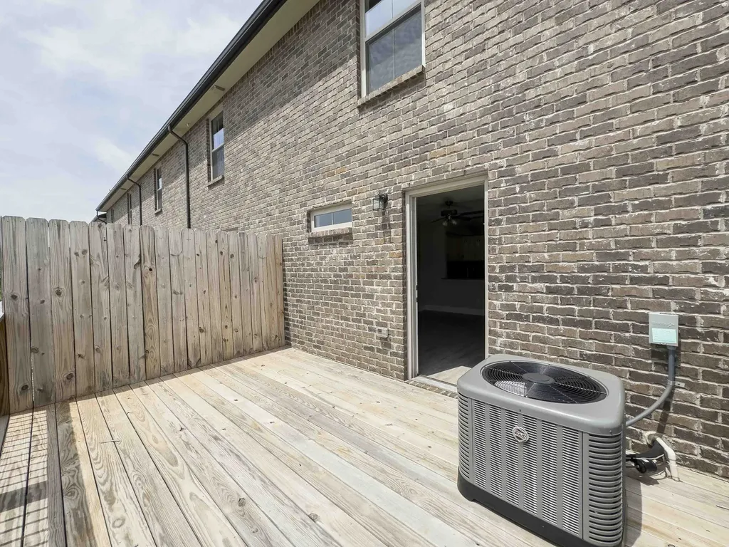 1000 Henry Place Boulevard #601 Clarksville TN 37042