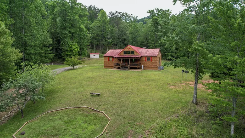 201 Campbell Branch Road Reliance TN 37369