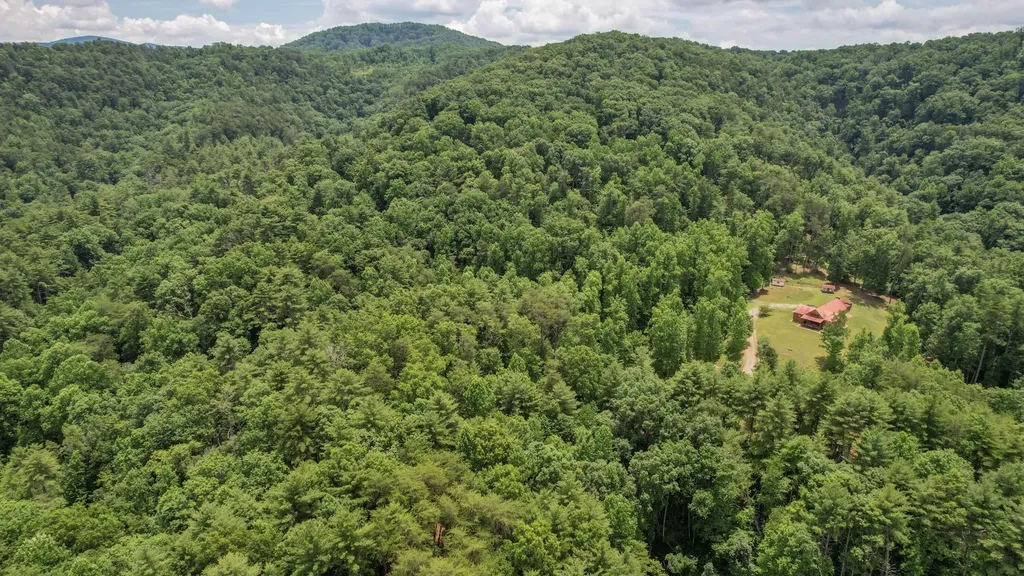 201 Campbell Branch Road Reliance TN 37369