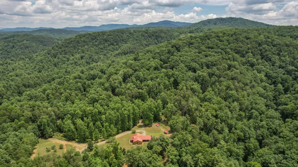 201 Campbell Branch Road Reliance TN 37369