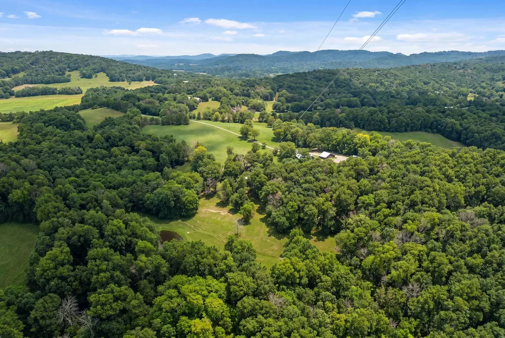 2909B Beech Log Road Watertown TN 37184