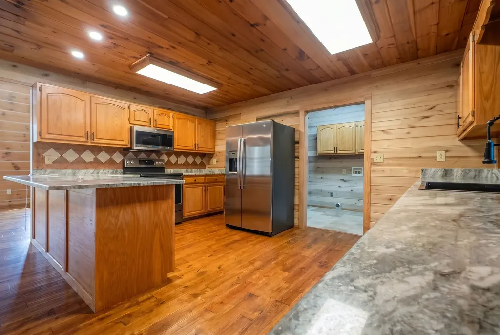 2909B Beech Log Road Watertown TN 37184