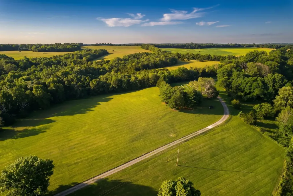 2909B Beech Log Road Watertown TN 37184