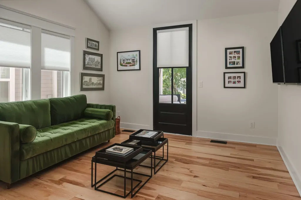 1806 5th Avenue, N Nashville TN 37208