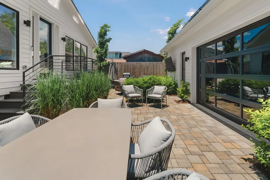 1806 5th Avenue, N Nashville TN 37208