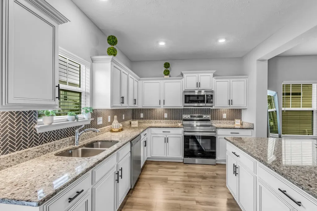 1911 Albarado Trail Murfreesboro TN 37128