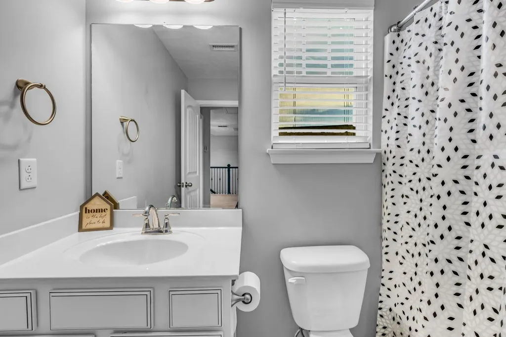 1911 Albarado Trail Murfreesboro TN 37128