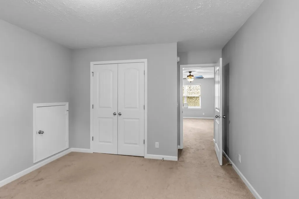 1911 Albarado Trail Murfreesboro TN 37128