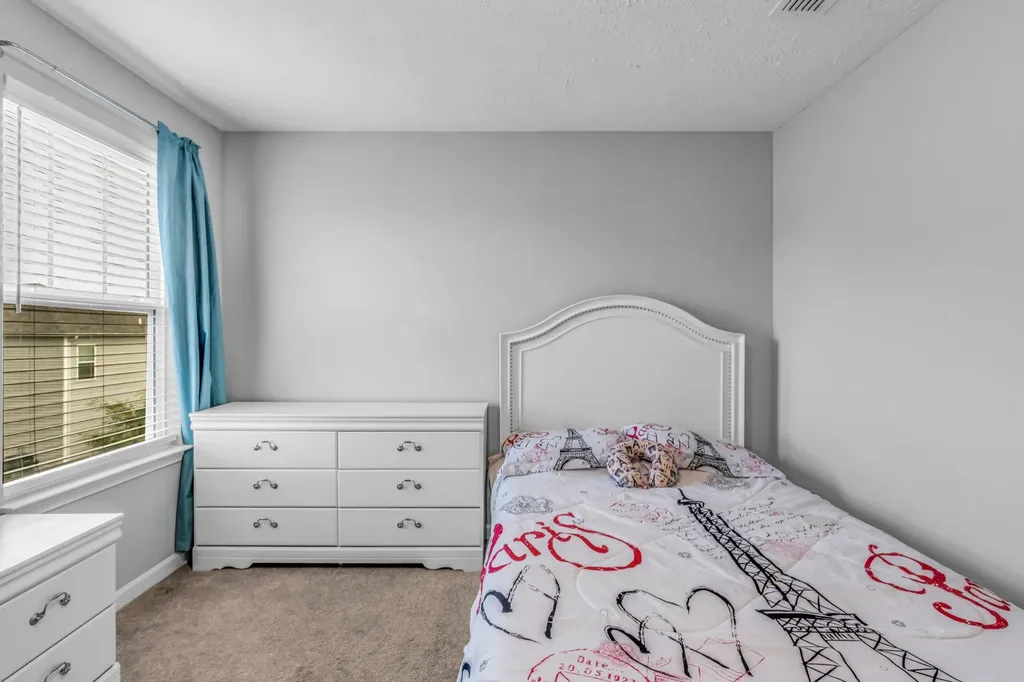 1911 Albarado Trail Murfreesboro TN 37128