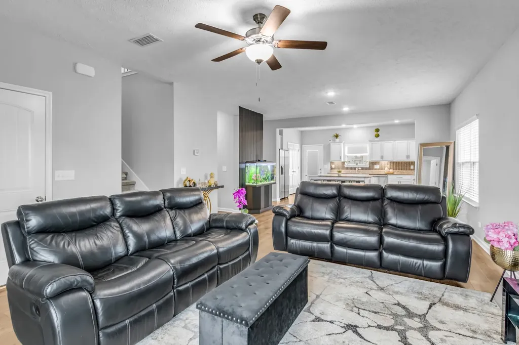 1911 Albarado Trail Murfreesboro TN 37128