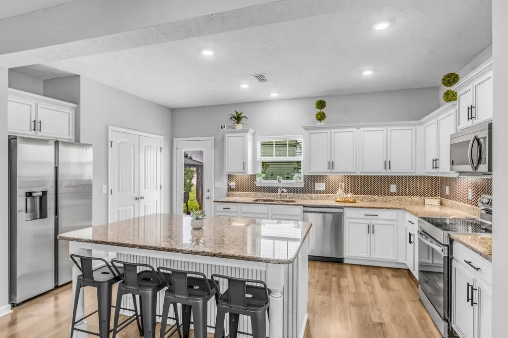 1911 Albarado Trail Murfreesboro TN 37128