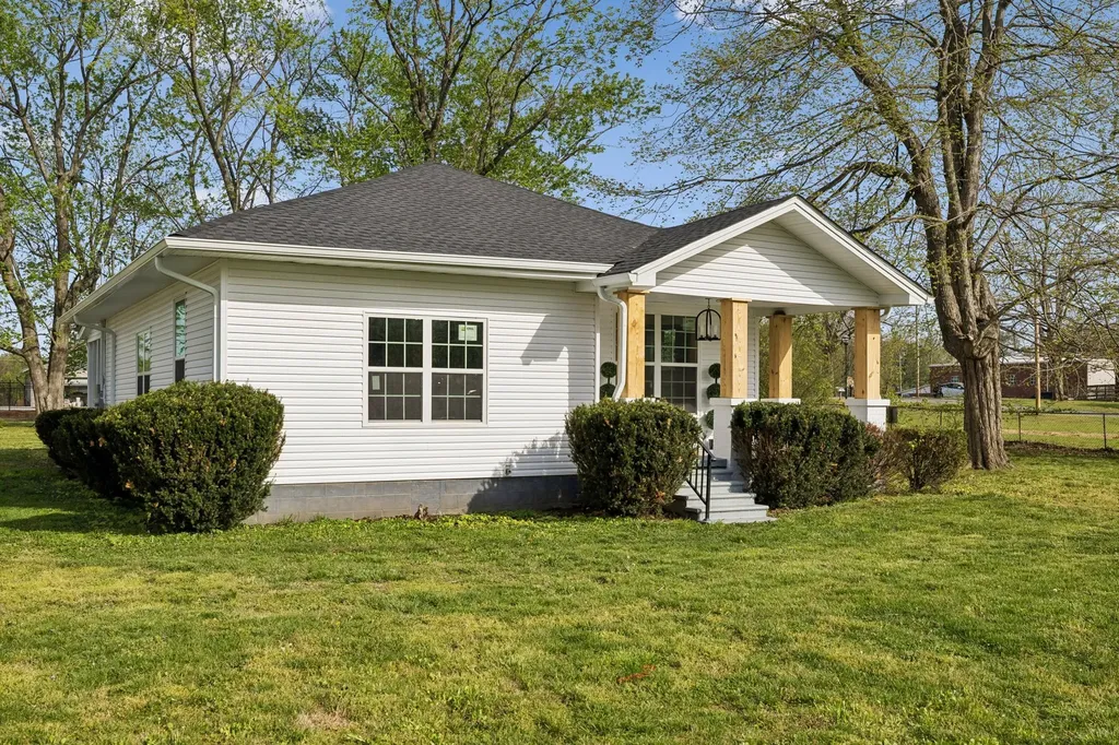 313 Portland Boulevard Portland TN 37148