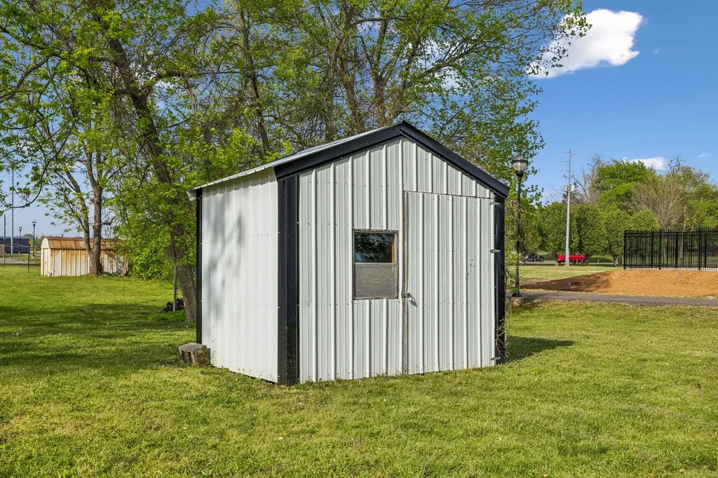 313 Portland Boulevard Portland TN 37148