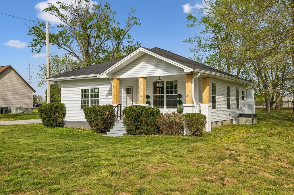 313 Portland Boulevard Portland TN 37148