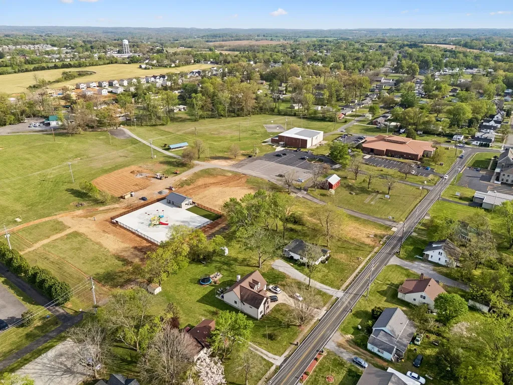 313 Portland Boulevard Portland TN 37148