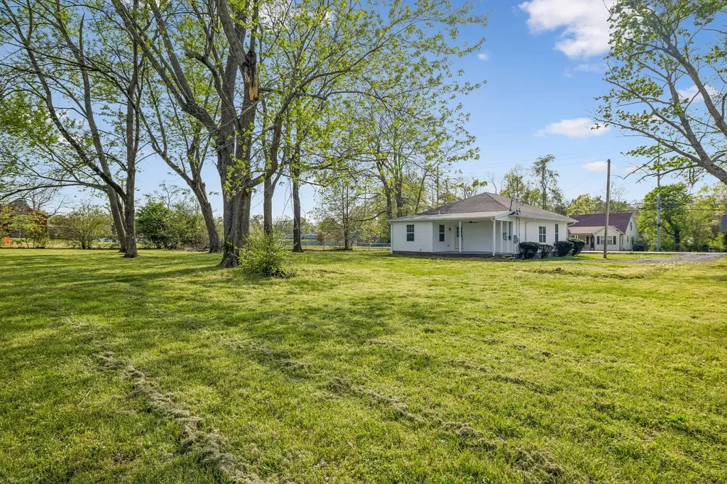 313 Portland Boulevard Portland TN 37148