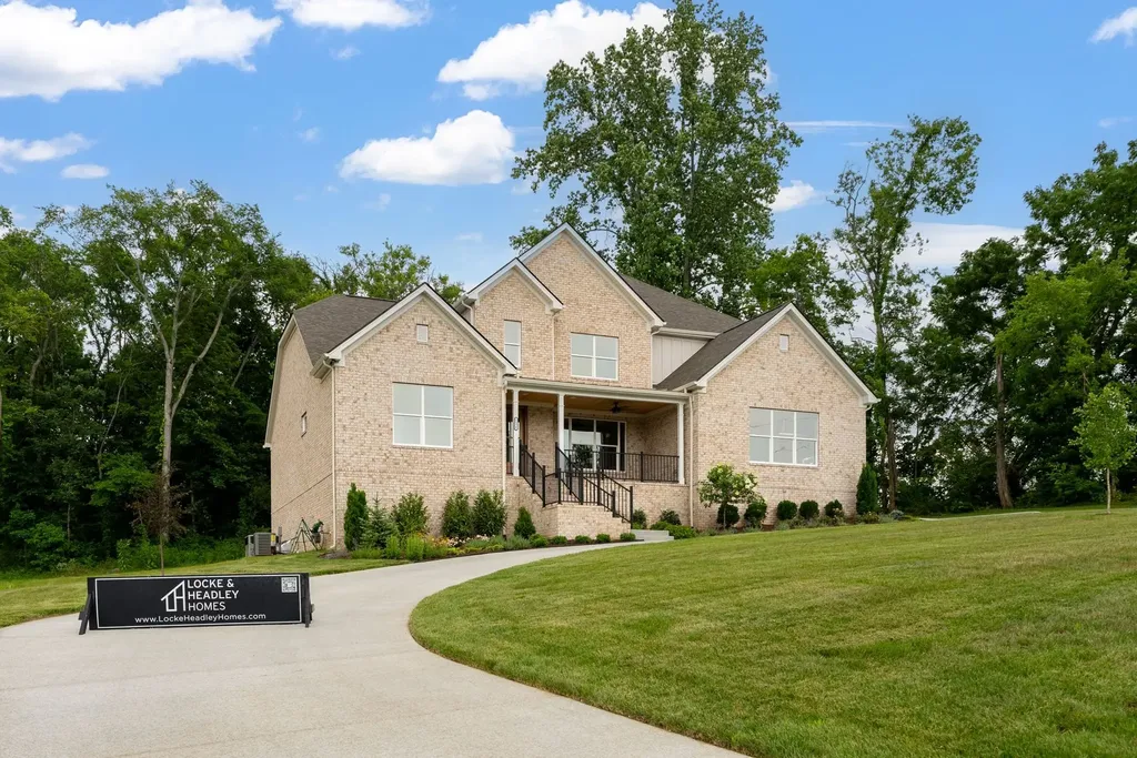 1576 Frye Road Columbia TN 38401
