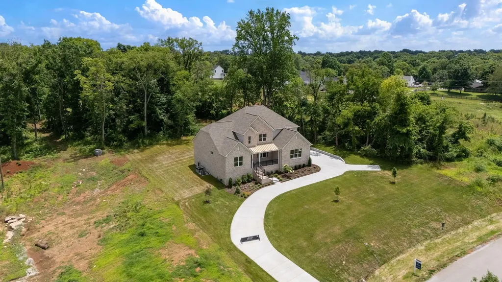 1576 Frye Road Columbia TN 38401