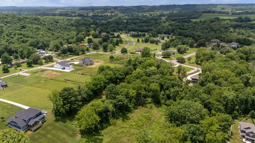 1576 Frye Road Columbia TN 38401