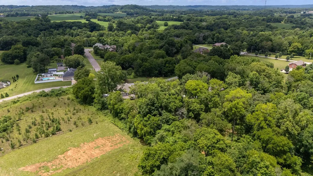 1576 Frye Road Columbia TN 38401