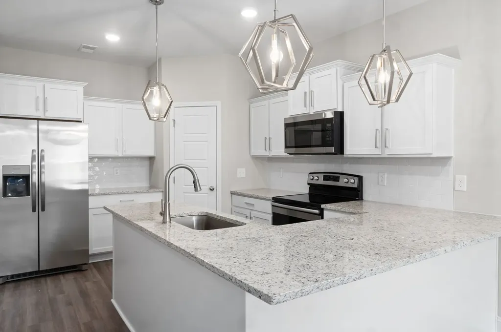 224 Drayton Drive Clarksville TN 37042