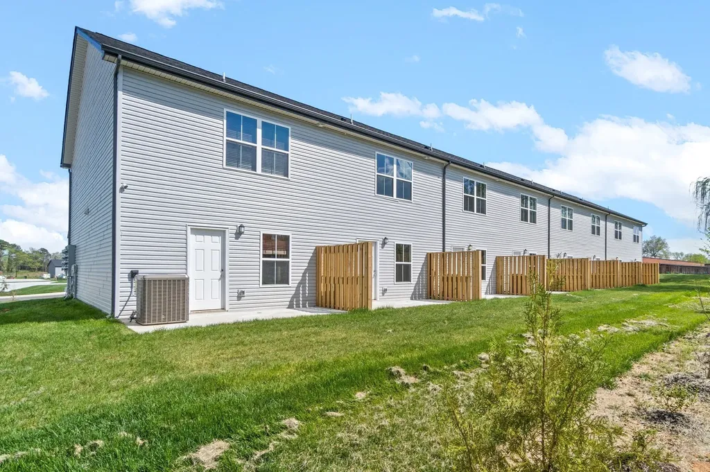 224 Drayton Drive Clarksville TN 37042