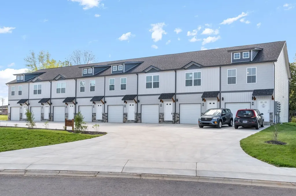 224 Drayton Drive Clarksville TN 37042