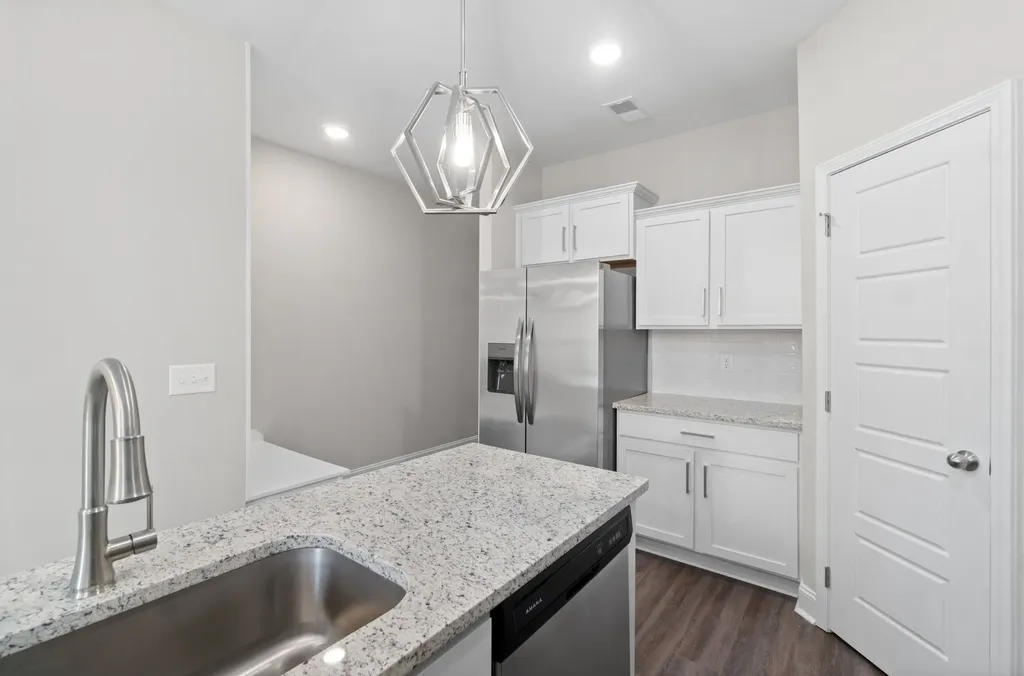 224 Drayton Drive Clarksville TN 37042