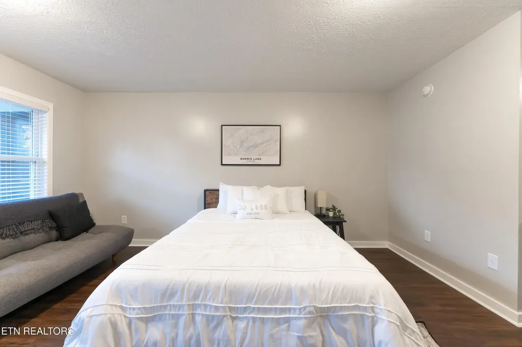 508 E Central Avenue La Follette TN 37766