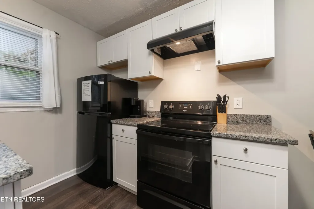 508 E Central Avenue La Follette TN 37766