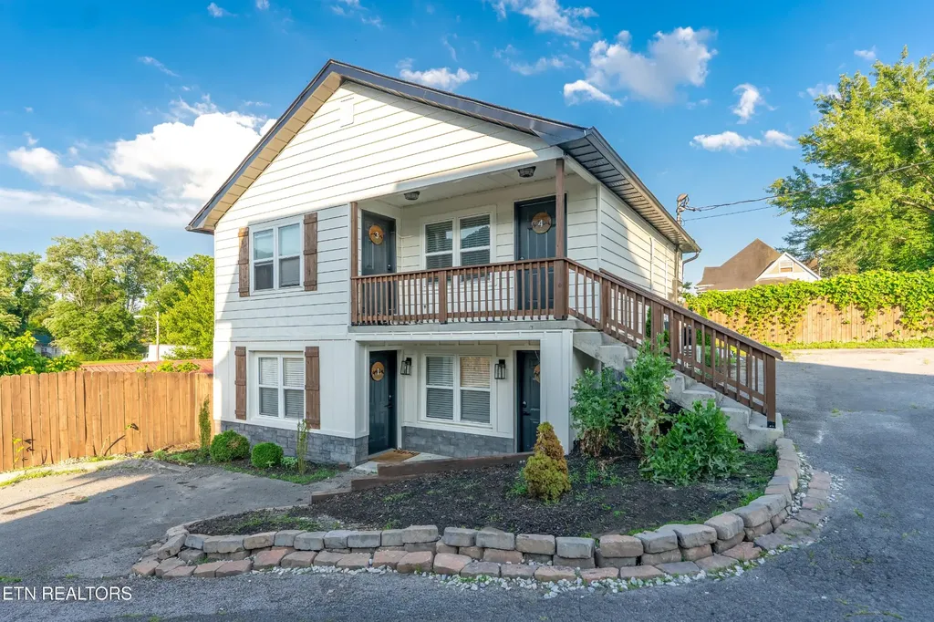 508 E Central Avenue La Follette TN 37766