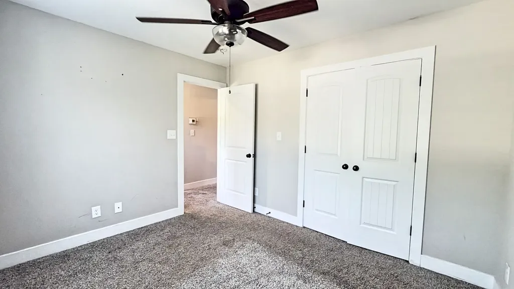 414B Oak Street Clarksville TN 37042