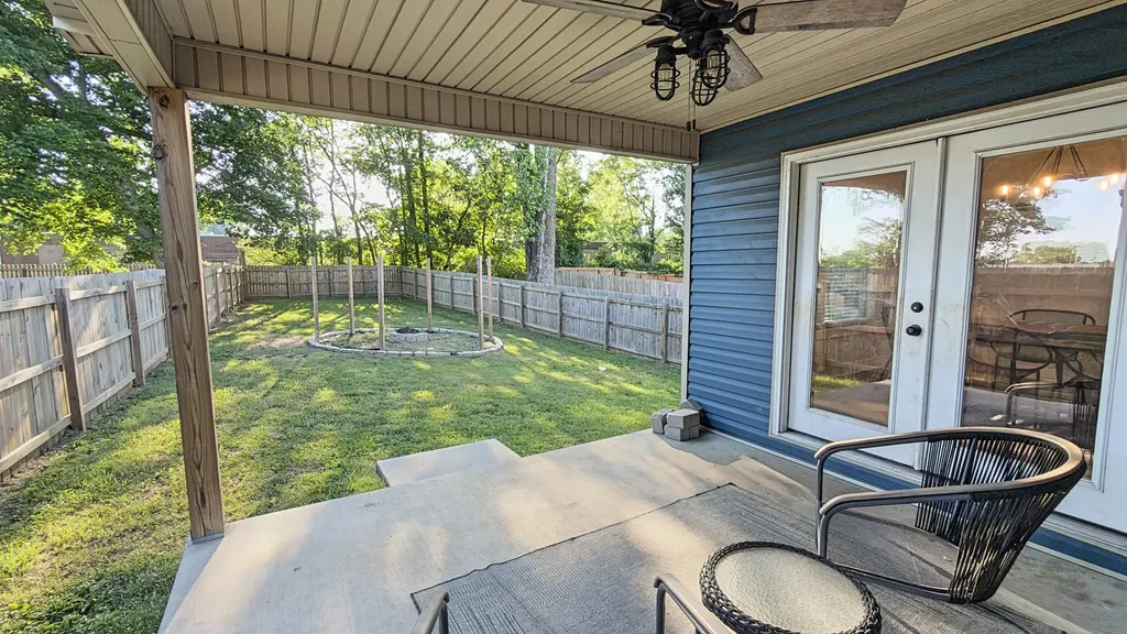 414B Oak Street Clarksville TN 37042