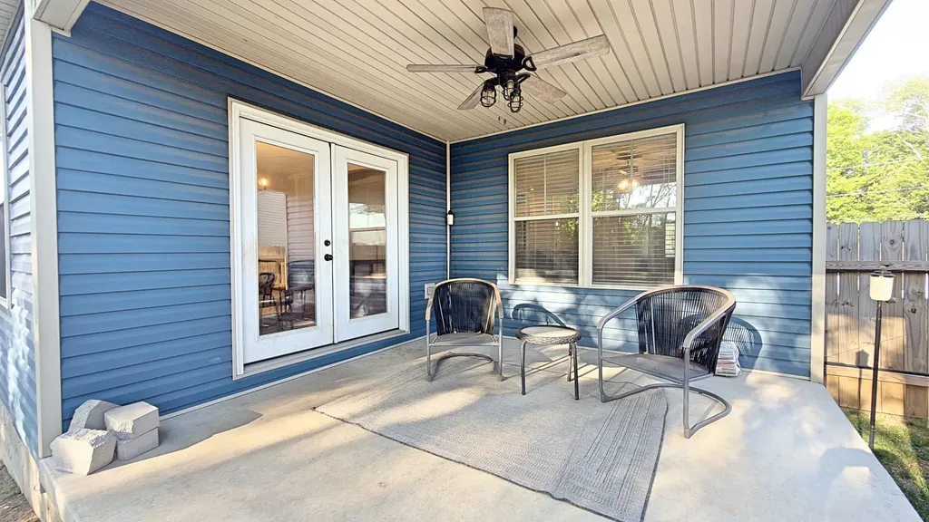 414B Oak Street Clarksville TN 37042