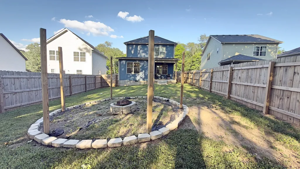 414B Oak Street Clarksville TN 37042