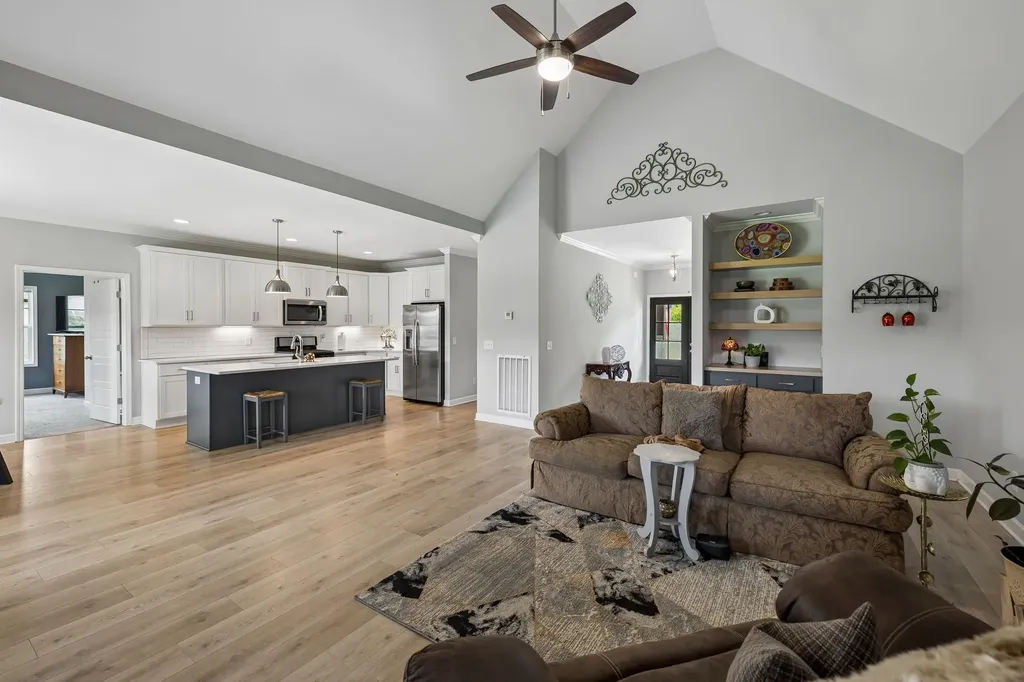1035 Robert Lee Drive Gallatin TN 37066