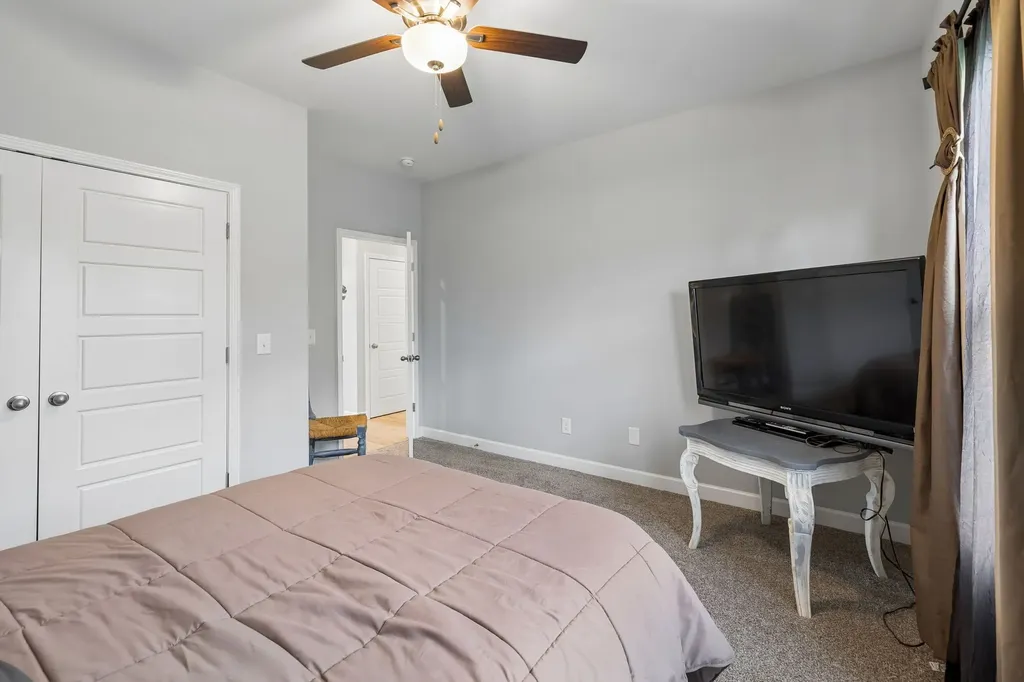 1035 Robert Lee Drive Gallatin TN 37066