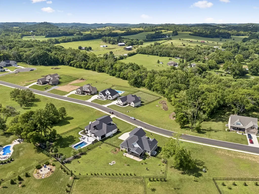 1035 Robert Lee Drive Gallatin TN 37066