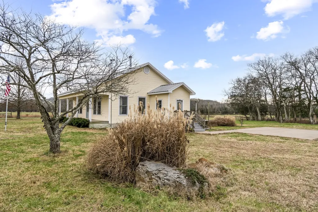 14620 Cainsville Road Lebanon TN 37090