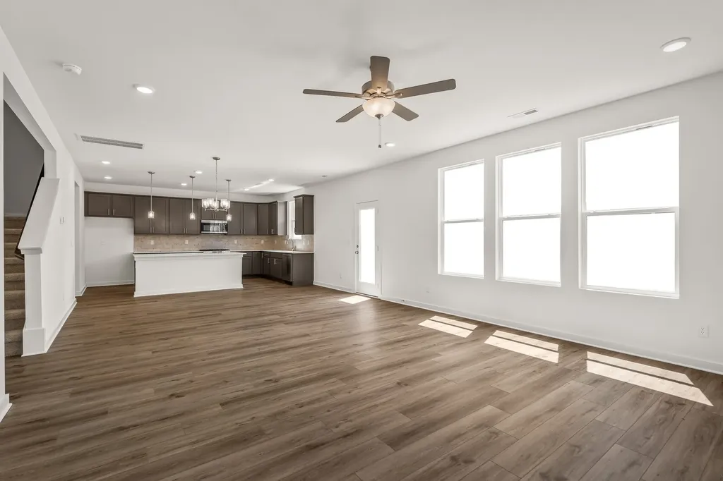 8198 Netterfield Drive White House TN 37188