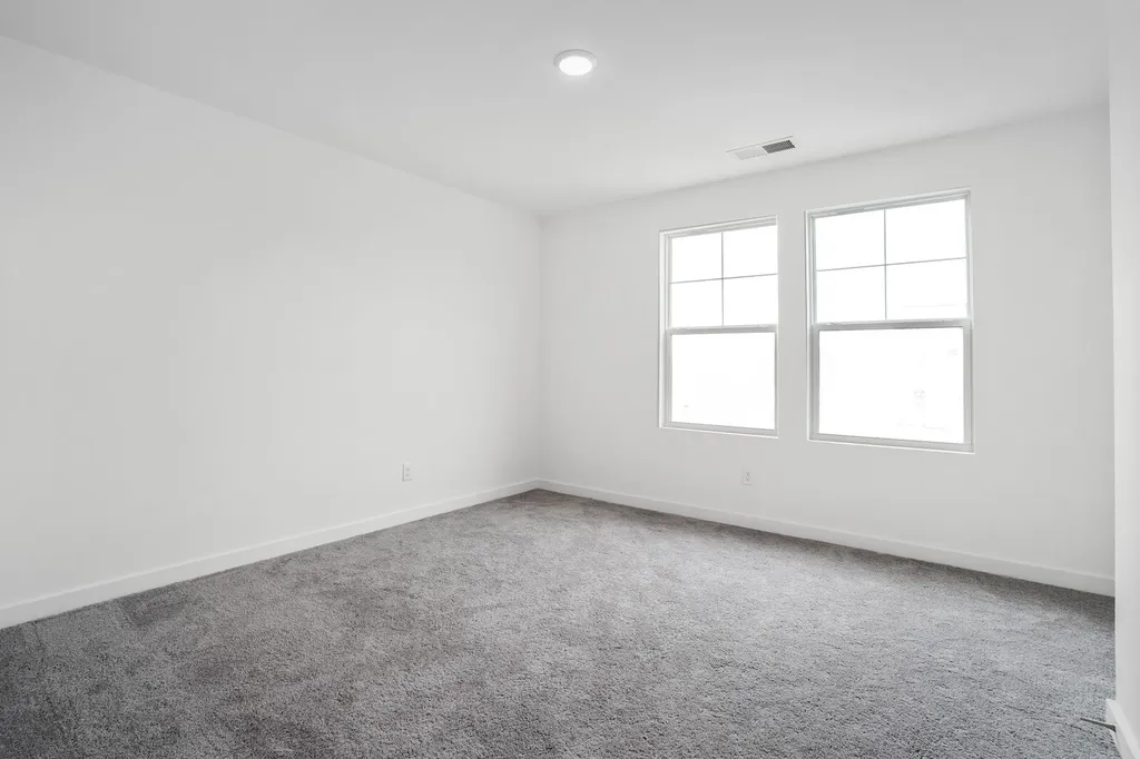 8204 Netterfield Drive White House TN 37188