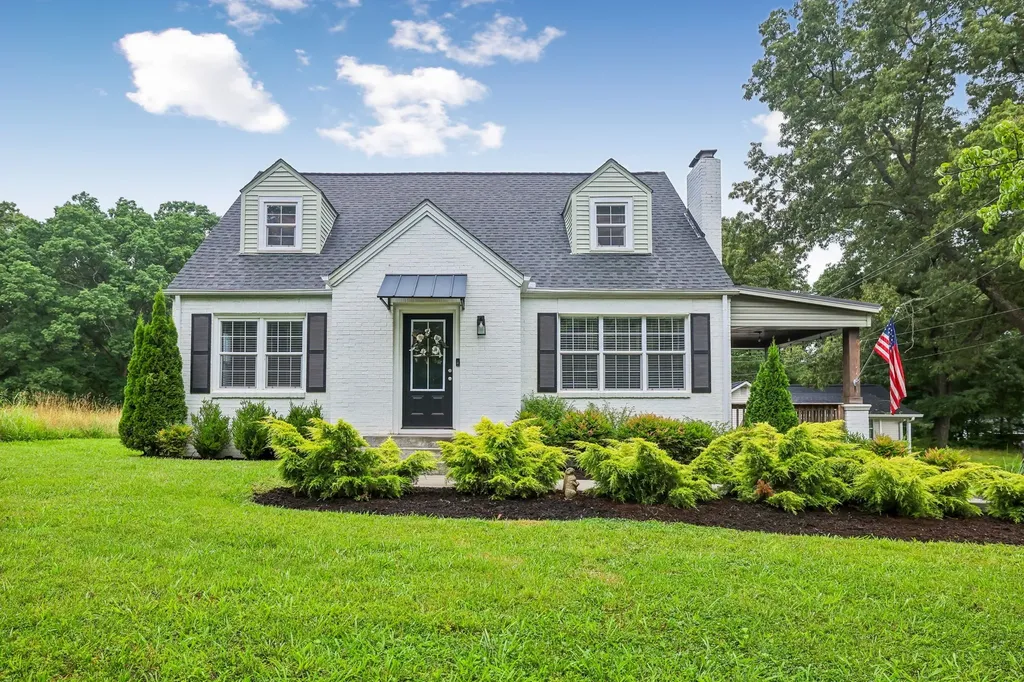 810 W Lincoln Street Tullahoma TN 37388
