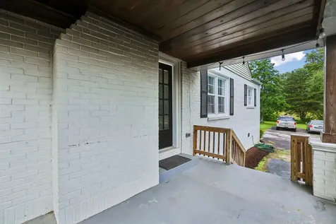810 W Lincoln Street Tullahoma TN 37388