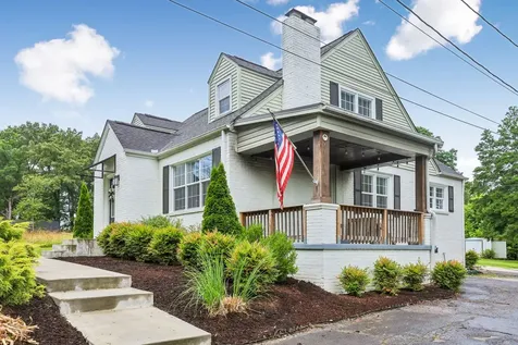 810 W Lincoln Street Tullahoma TN 37388